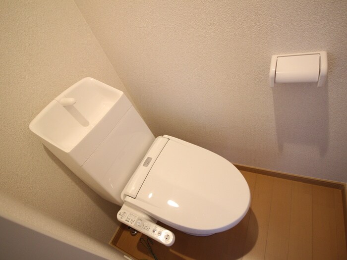 物件内観写真14　(トイレ)