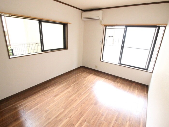 物件内観写真6　(居室)