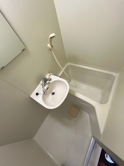 物件内観写真12　(バス／シャワールーム等)