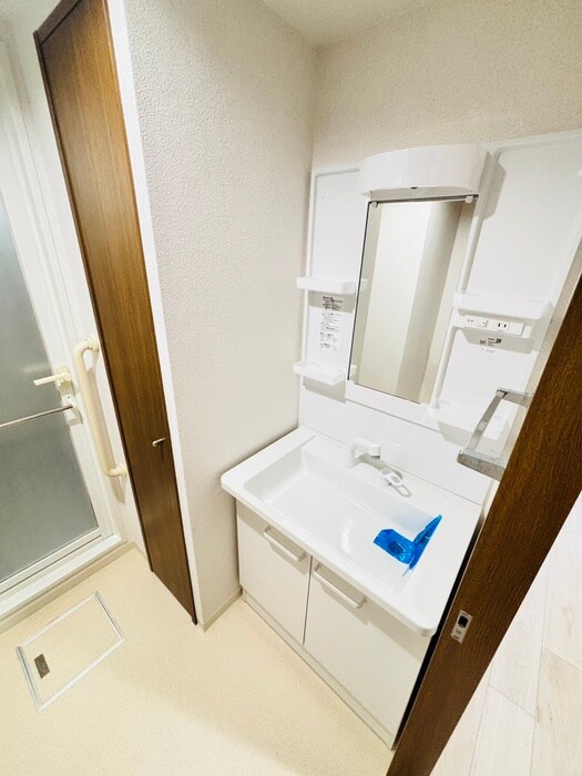 物件内観写真12　(洗面)