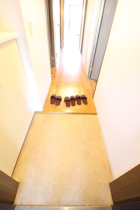 物件内観写真19　(玄関)