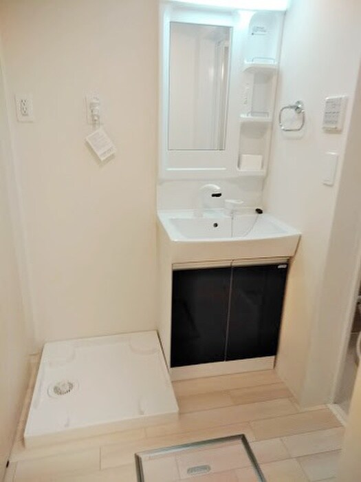 物件内観写真11　(洗面)