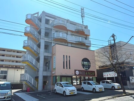 メゾンベ－ルたまプラ－ザ外観写真