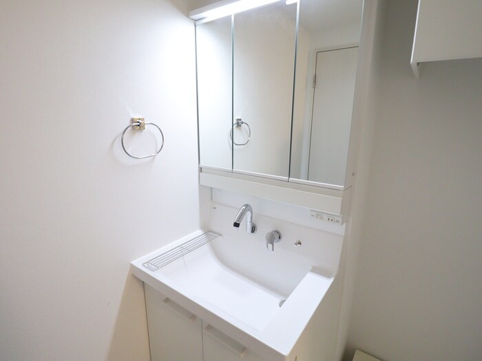 物件内観写真11　(洗面)