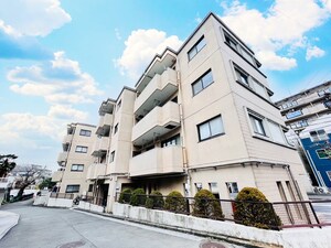 栄マンション外観写真