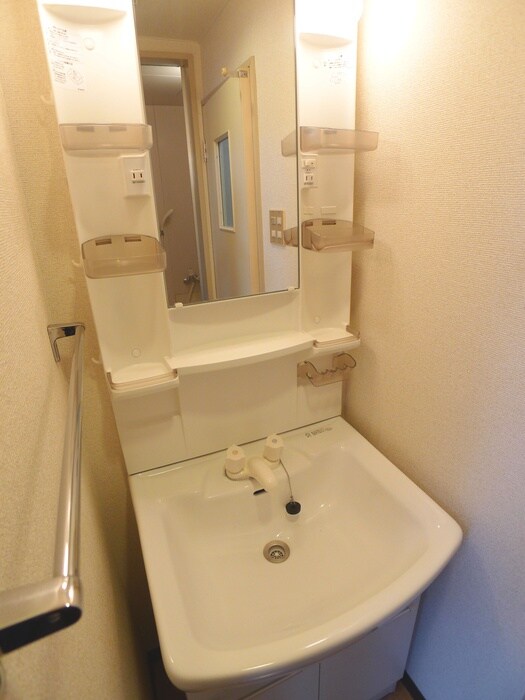 物件内観写真12　(洗面)