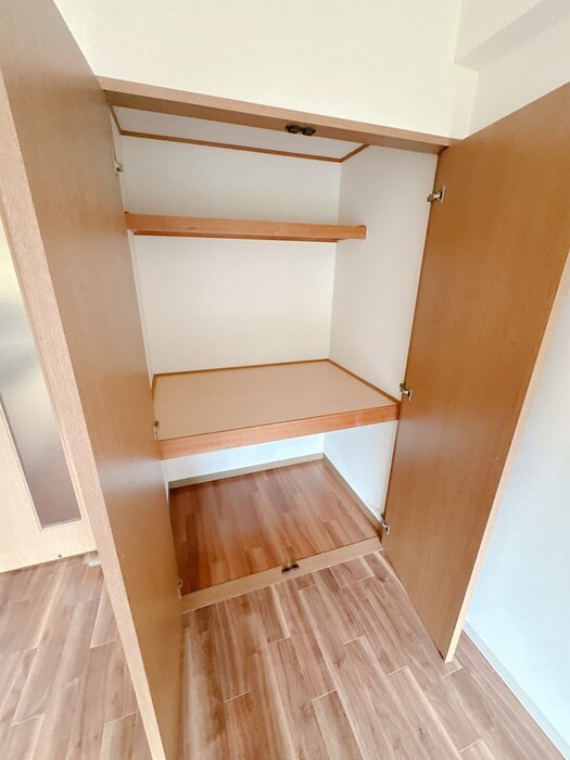 物件内観写真10　(収納)