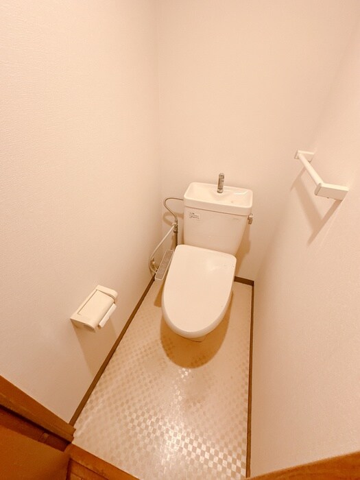 物件内観写真12　(トイレ)