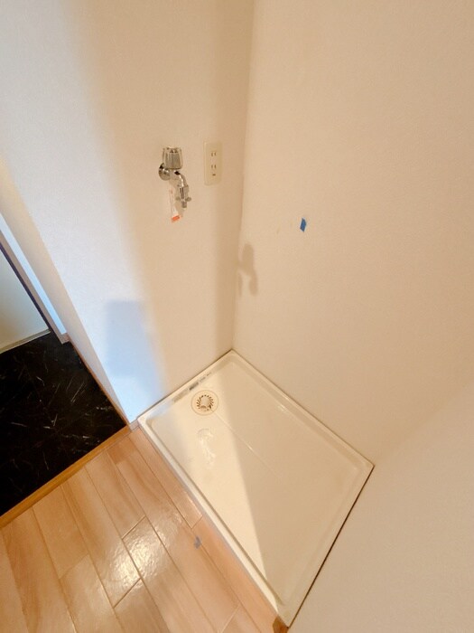 物件内観写真19　(洗濯機置場)
