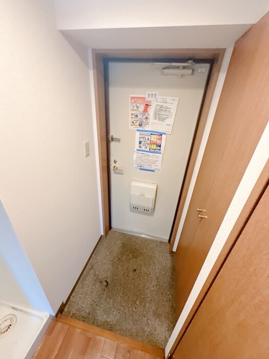 物件内観写真20　(玄関)