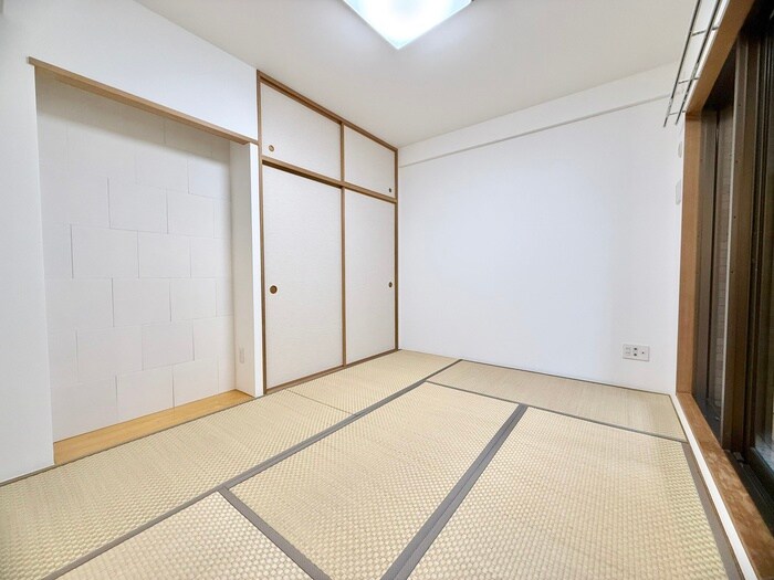 物件内観写真10　(居室)