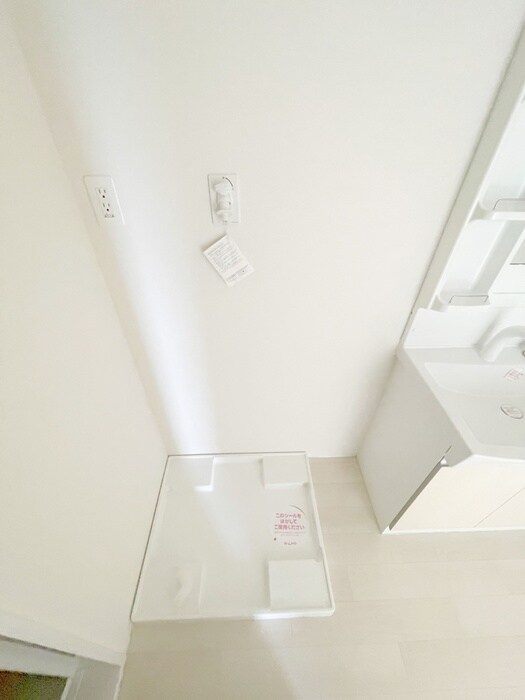 物件内観写真15　(洗濯機置場)