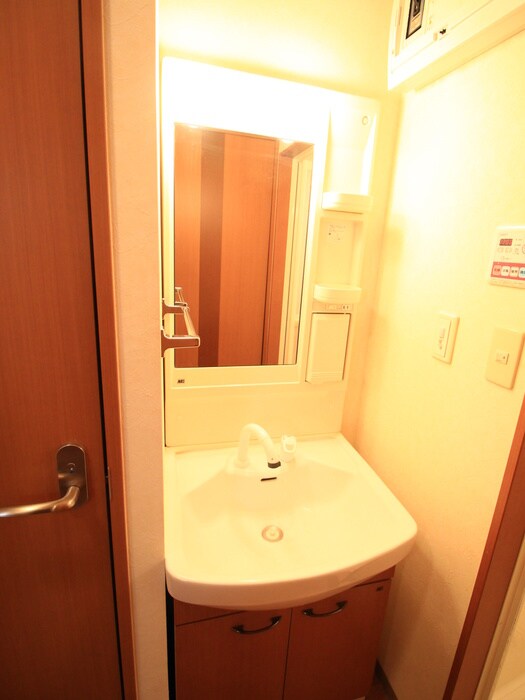 物件内観写真7　(洗面)