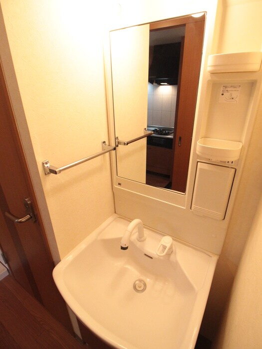 物件内観写真8　(洗面)