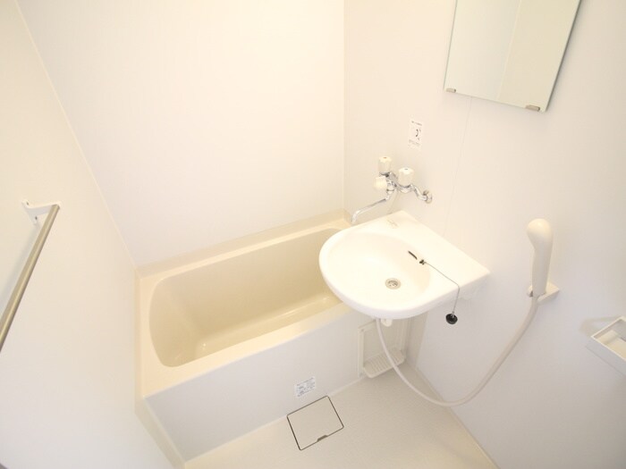 物件内観写真11　(バス／シャワールーム等)