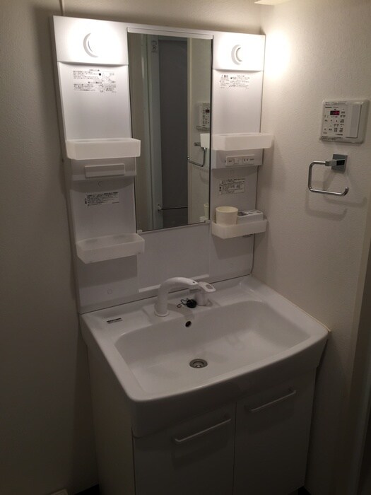 物件内観写真13　(洗面)