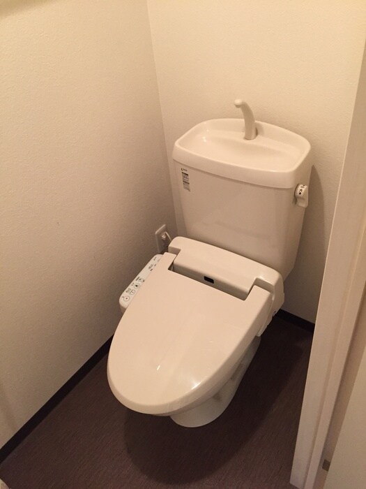 物件内観写真15　(トイレ)