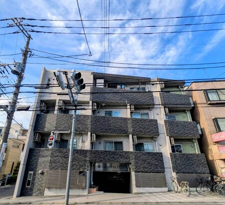 Ｌｏｕｇｈｒａｎ　Ｈｉｌｌｓ外観写真