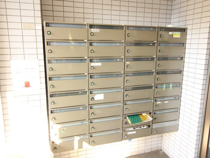 物件外観写真6　(建物設備)