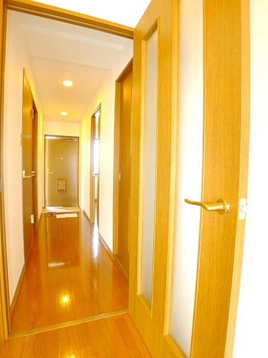 物件内観写真21　(廊下)