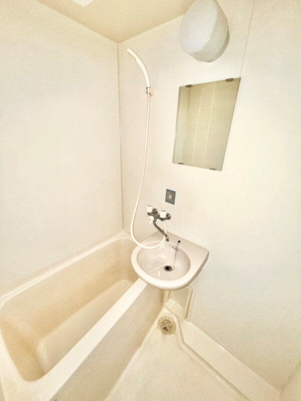 バス／シャワールーム等