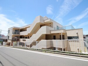 アーバンヒルズ能見台（405）外観写真