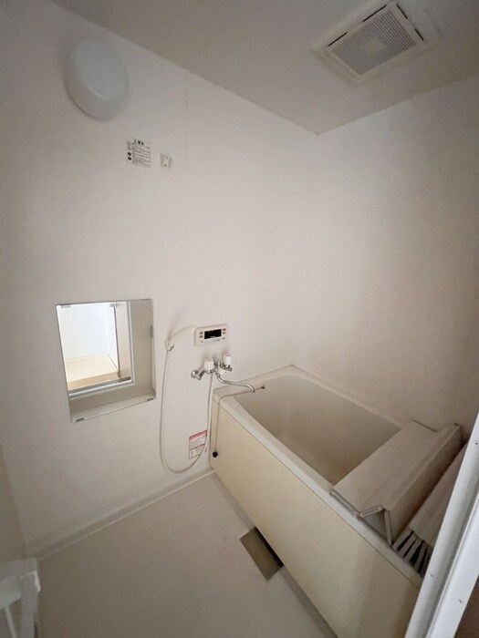 物件内観写真12　(バス／シャワールーム等)