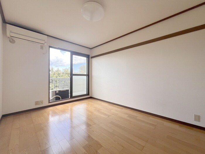 物件内観写真17　(居室)