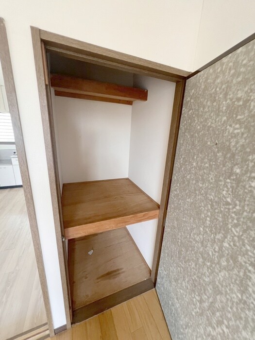 物件内観写真21　(収納)