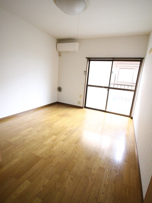 物件内観写真17　(居室)