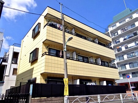 Ａｎｅｌａ　Ｈｏｕｓｅ外観写真