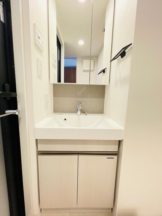 物件内観写真13　(洗面)