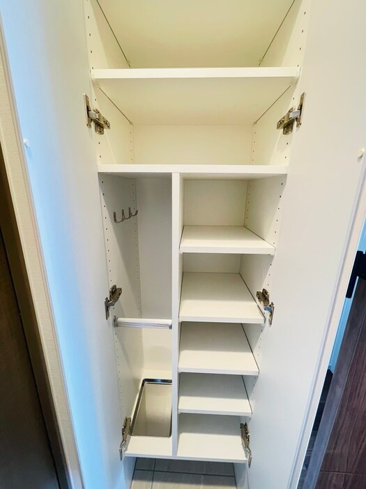 物件内観写真15　(収納)