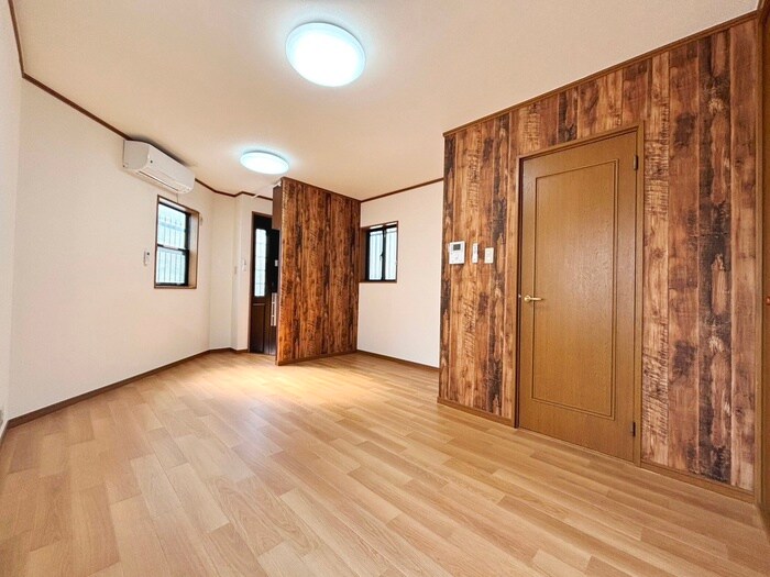 物件内観写真12　(居室)