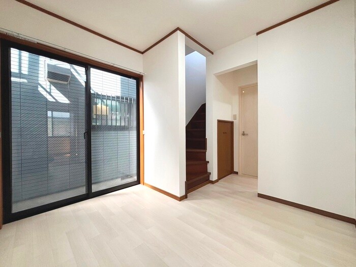 物件内観写真15　(居室)