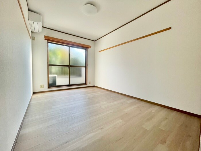 物件内観写真9　(居室)