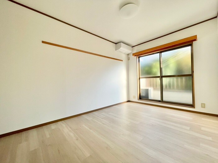 物件内観写真10　(居室)