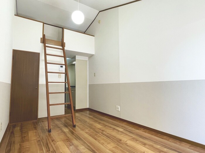 物件内観写真9　(居室)