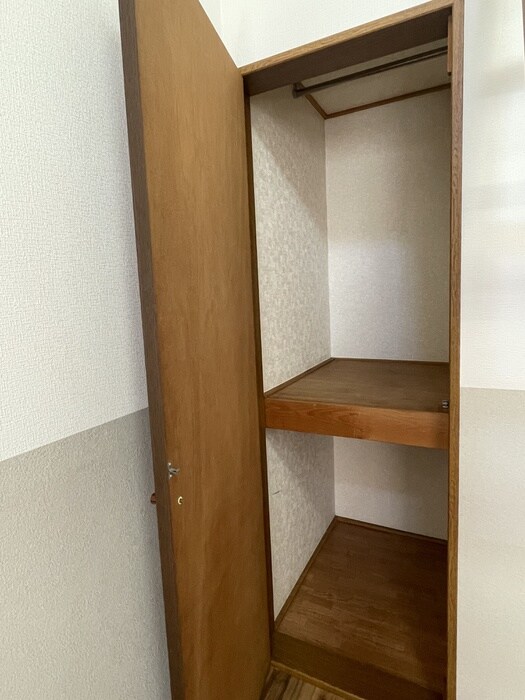 物件内観写真11　(収納)