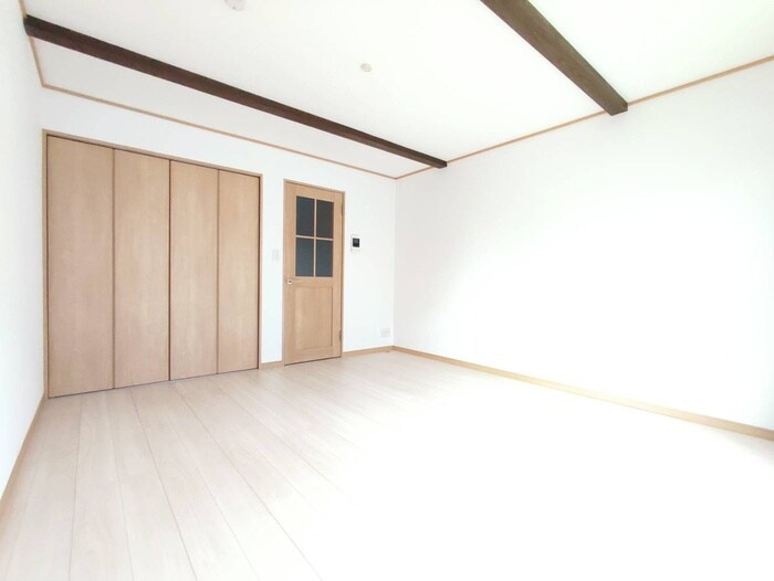 物件内観写真9　(居室)