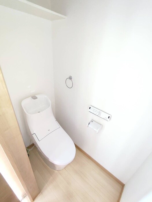 物件内観写真12　(トイレ)