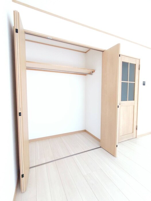 物件内観写真15　(収納)