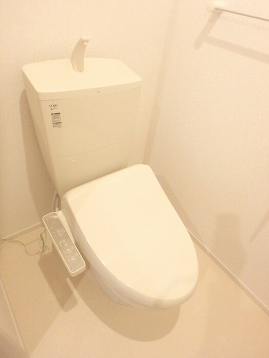 物件内観写真14　(トイレ)