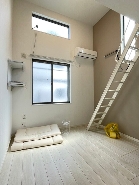 物件内観写真7　(居室)