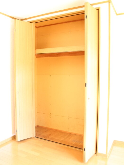 物件内観写真15　(収納)