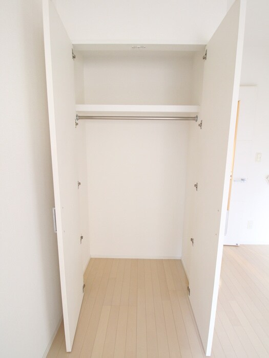 物件内観写真12　(収納)