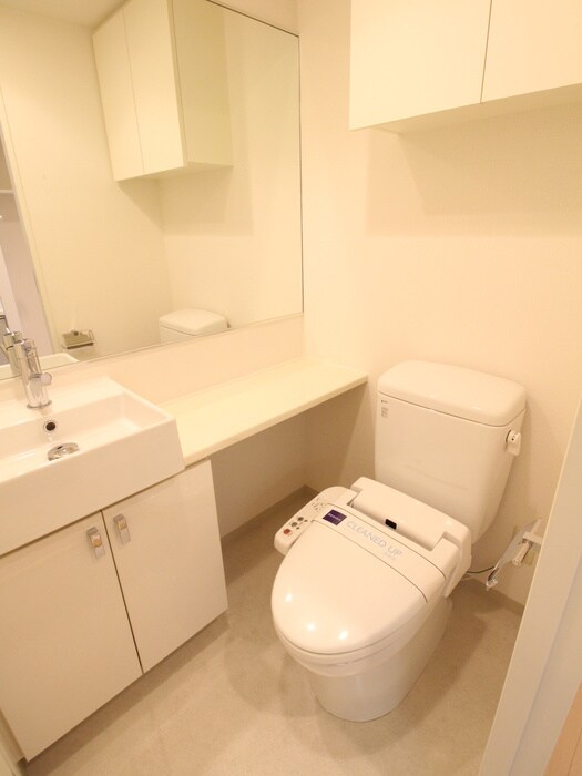 物件内観写真13　(トイレ)