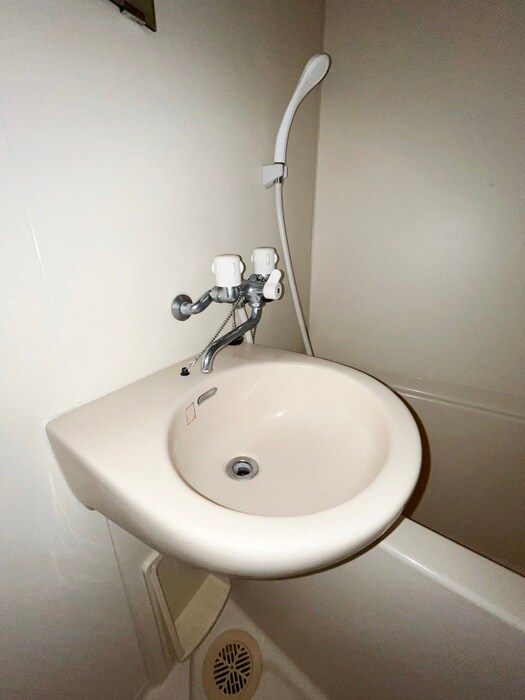 物件内観写真11　(洗面)