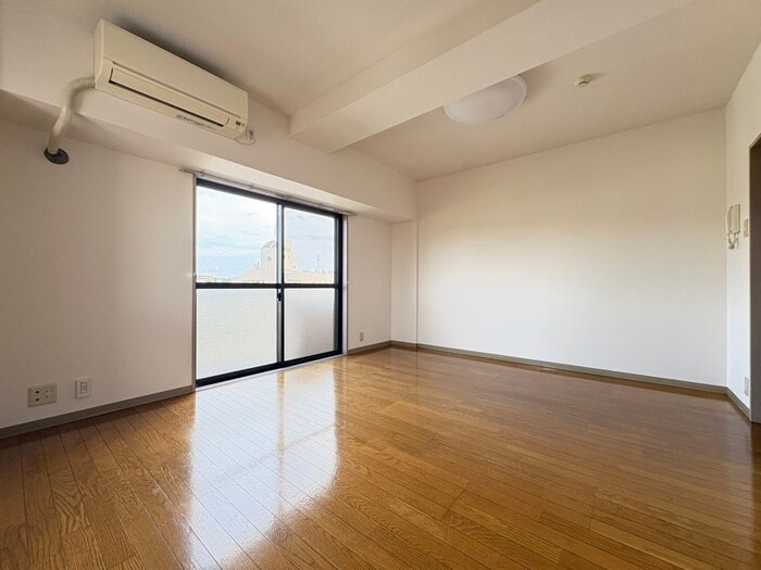 物件内観写真9　(居室)