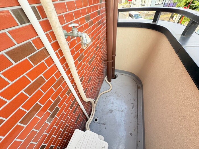 物件内観写真15　(洗濯機置場)